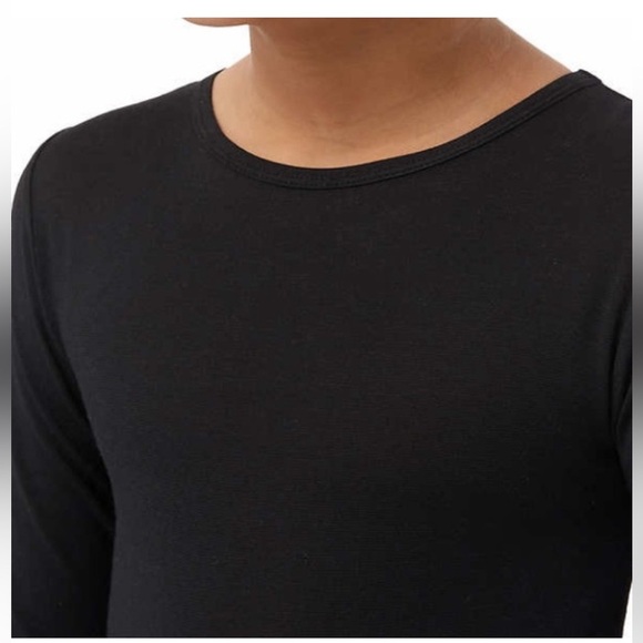 32 Degrees Kid's long John winter layer Heat
Set black size small shirt and pant - Picture 5 of 12